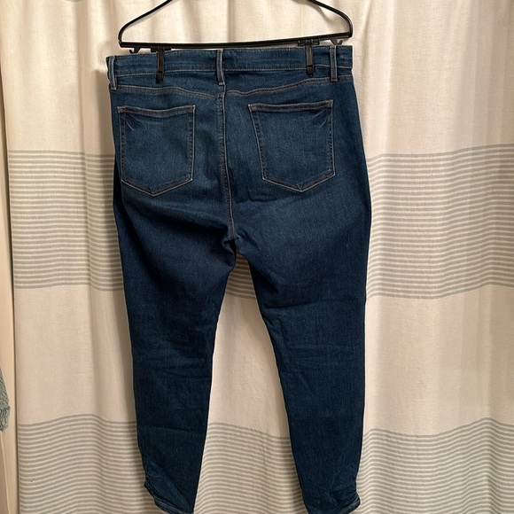 Loft Curvy Skinny Ruched Hem Jeans Sz. 14 - Picture 2 of 4